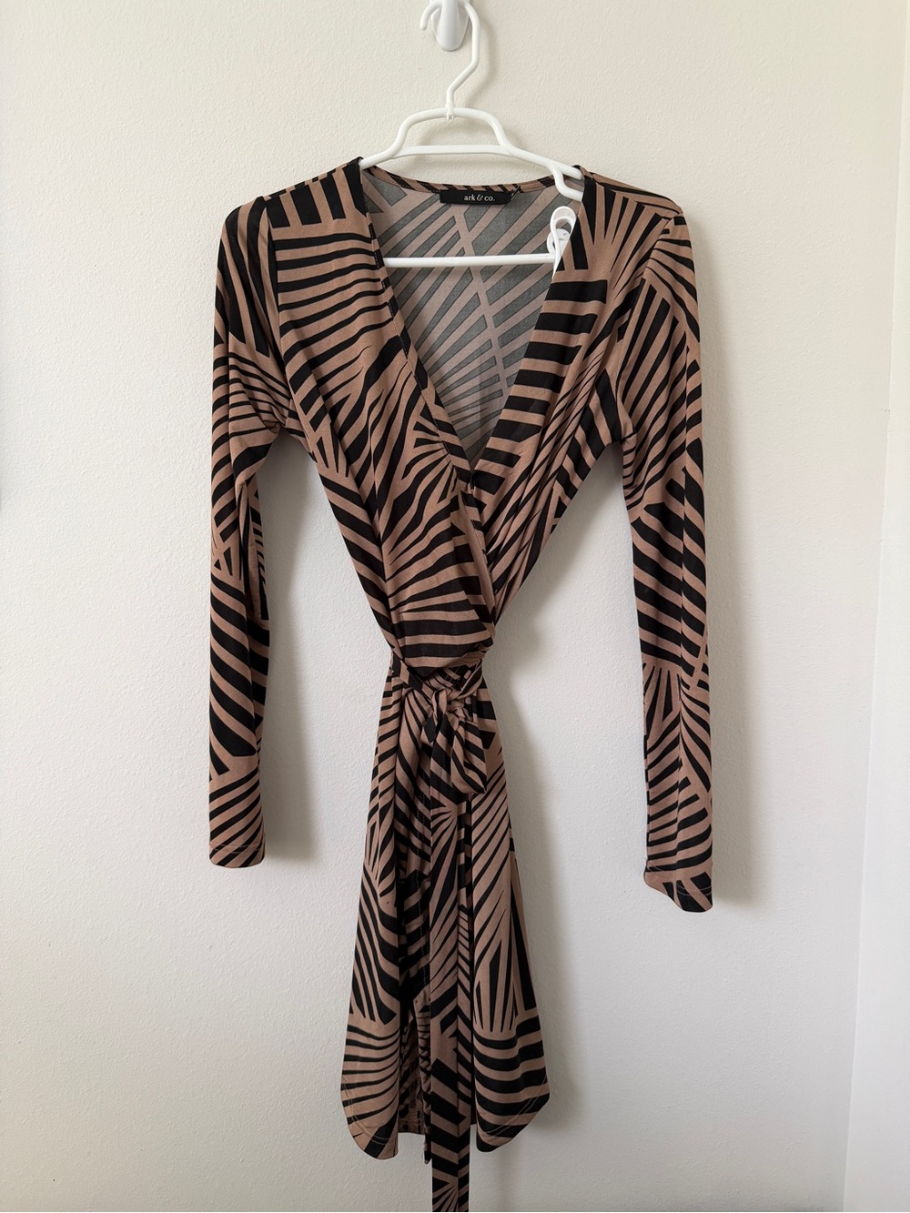 Ark & Co Brown and Black Geometric Wrap Dress